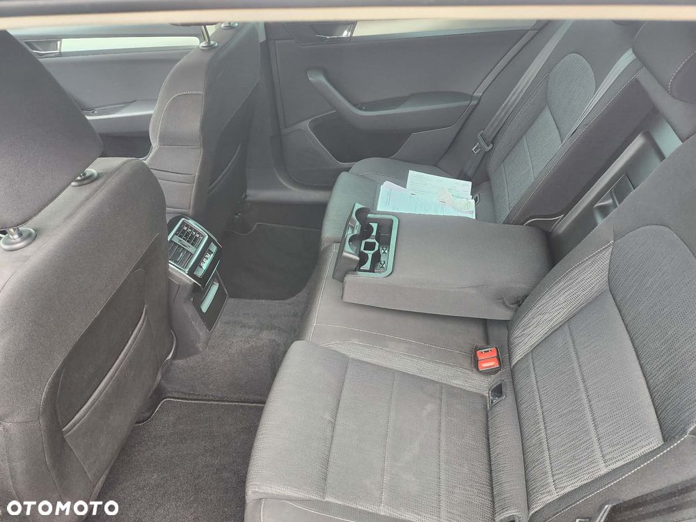 Skoda Superb 2.0 TDI Ambition - 18