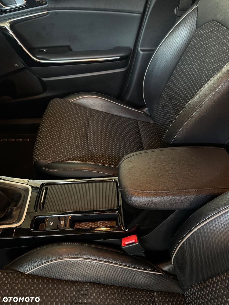 Kia Ceed 1.4 T-GDI L Business Line Plus - 34