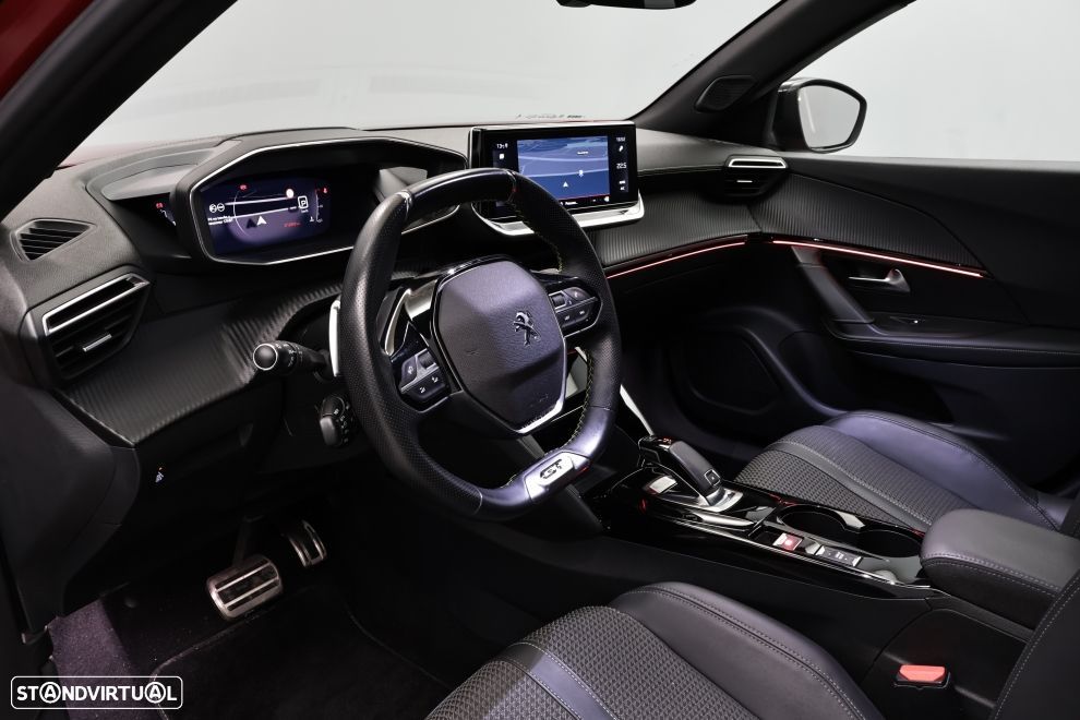 Peugeot 2008 1.2 PureTech GT Line EAT8 - 24