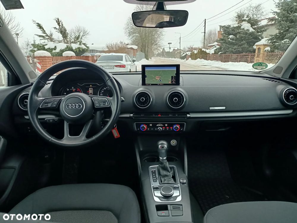 Audi A3 Sportback 35 TDI S tronic - 14