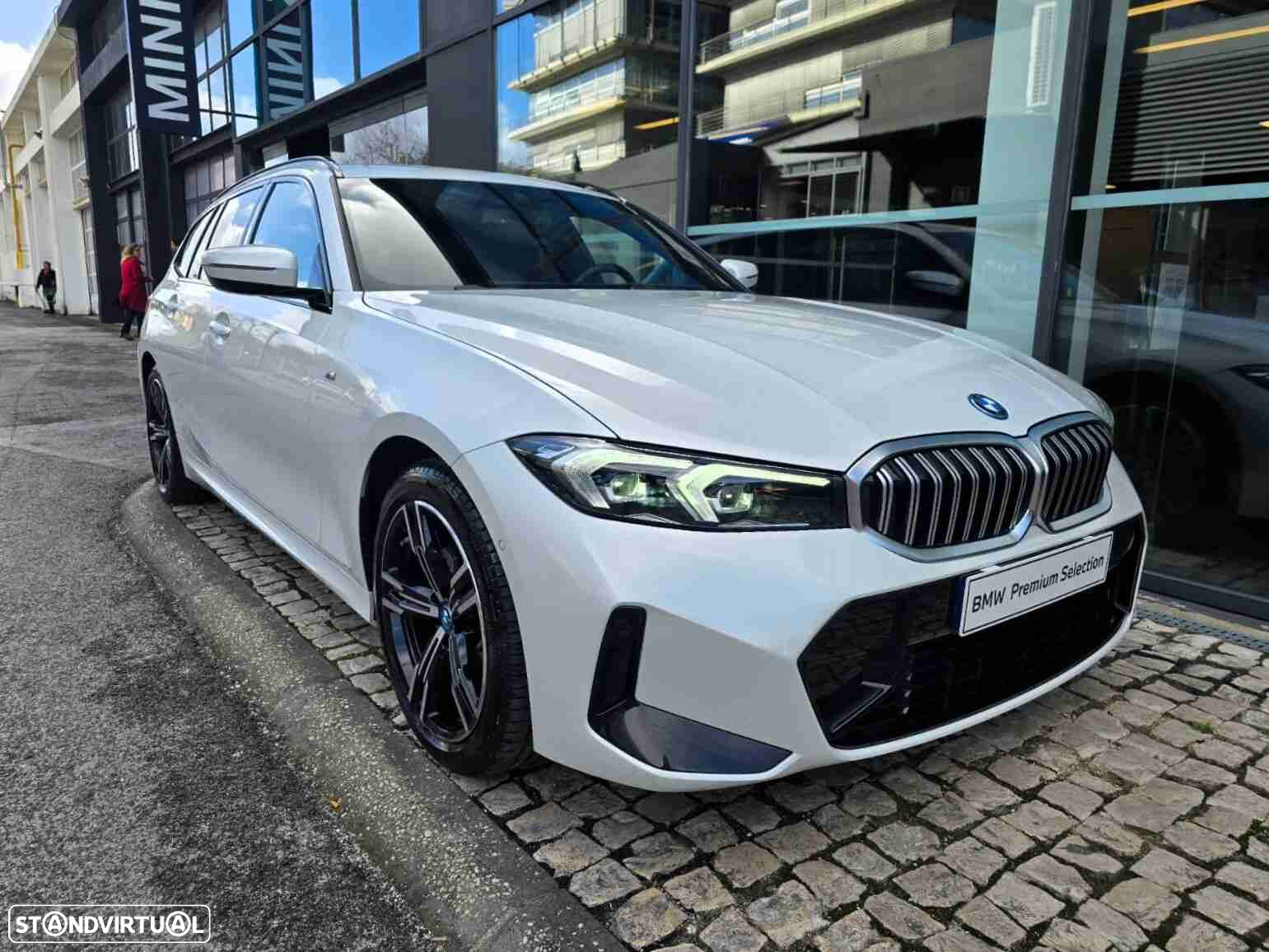 BMW 320 e Touring Pack Desportivo M Auto - 3