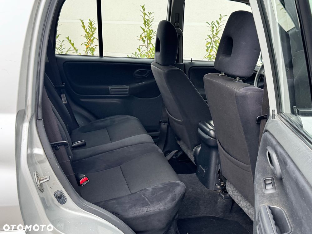 Suzuki Vitara 2.0 16V JLXS - 38