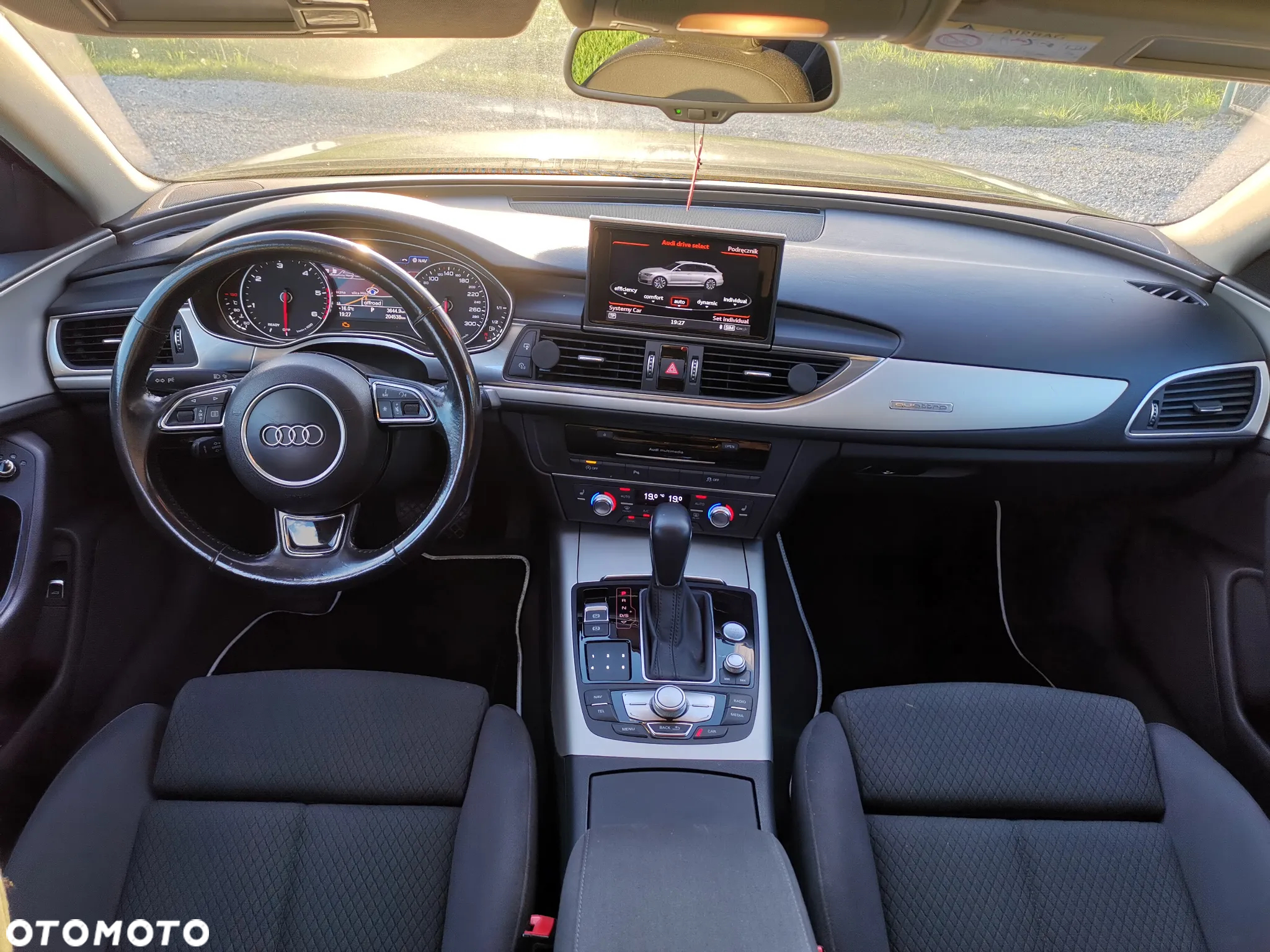 Audi A6 - 6