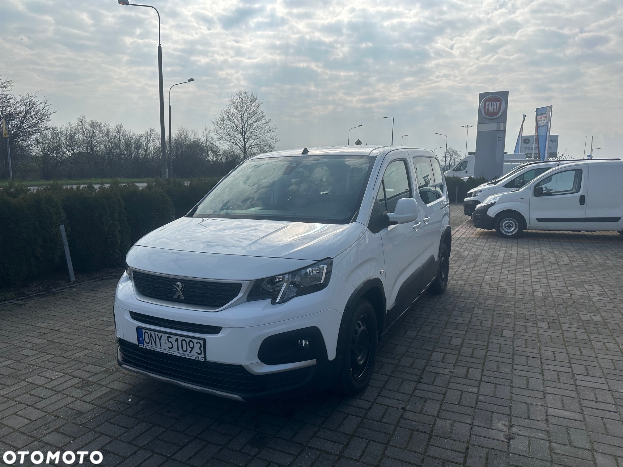 Peugeot Rifter 1.2 PureTech Active Pack S&S - 2