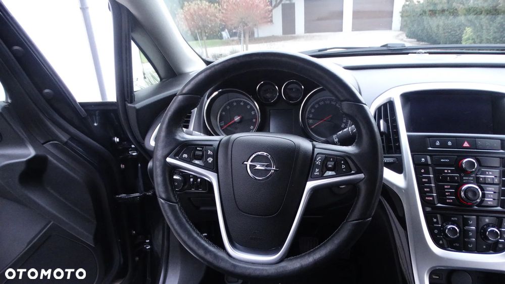 Opel Astra 1.4 Turbo Selection - 17