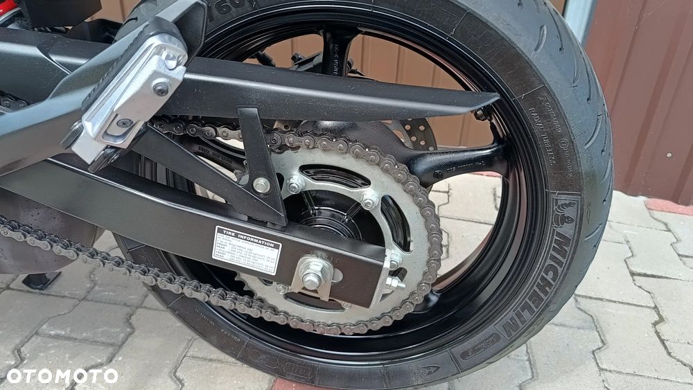 Yamaha XJ - 28