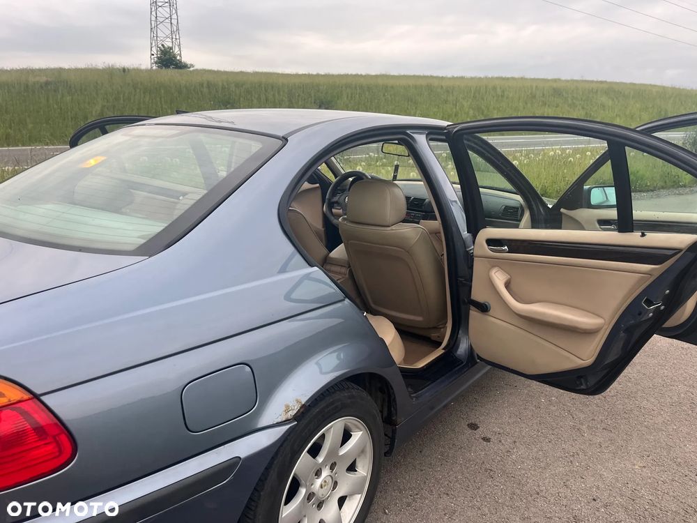 BMW Seria 3 - 16