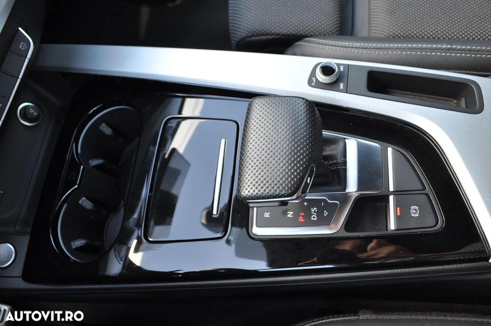Audi A4 Avant 40 TFSI S tronic S line - 34