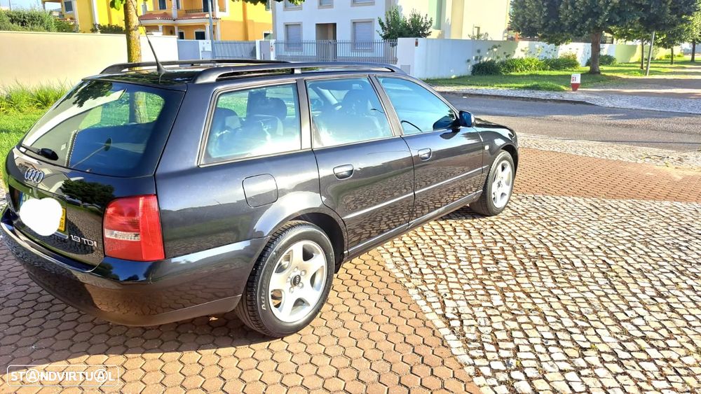 Audi A4 Avant 1.9 TDI Attraction - 4