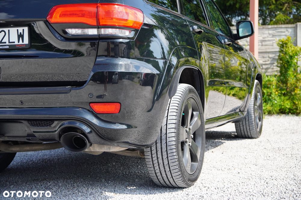 Jeep Grand Cherokee - 15