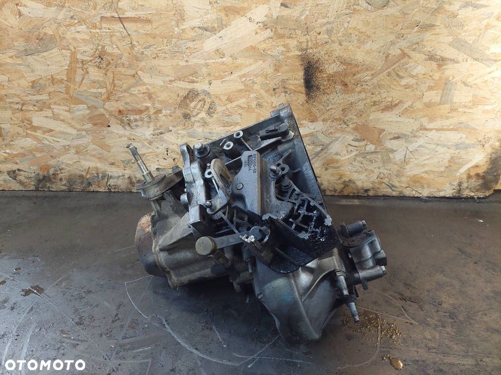 SKRZYNIA BIEGÓW PEUGEOT 307 I 2.0 HDI MANUAL 5 BIEGÓW 20DM09 - 2