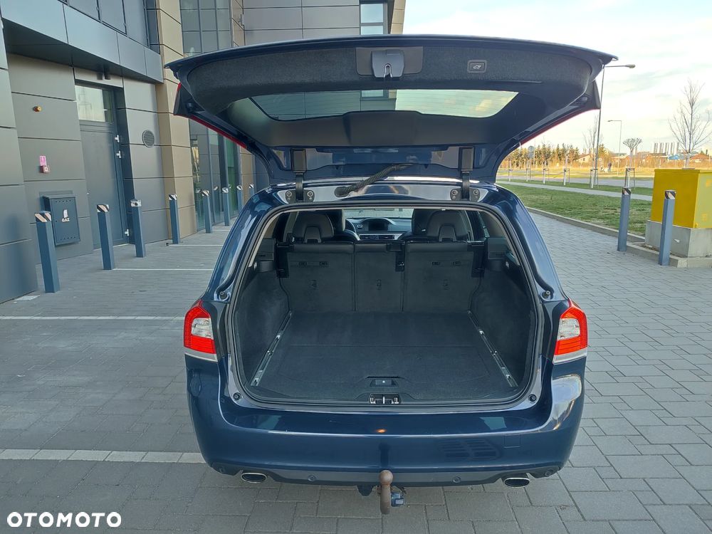 Volvo V70 D5 Geartronic Edition - 8