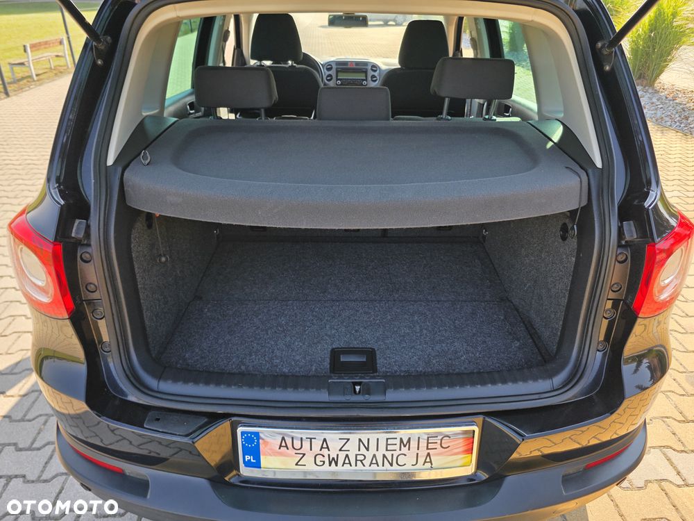 Volkswagen Tiguan - 11
