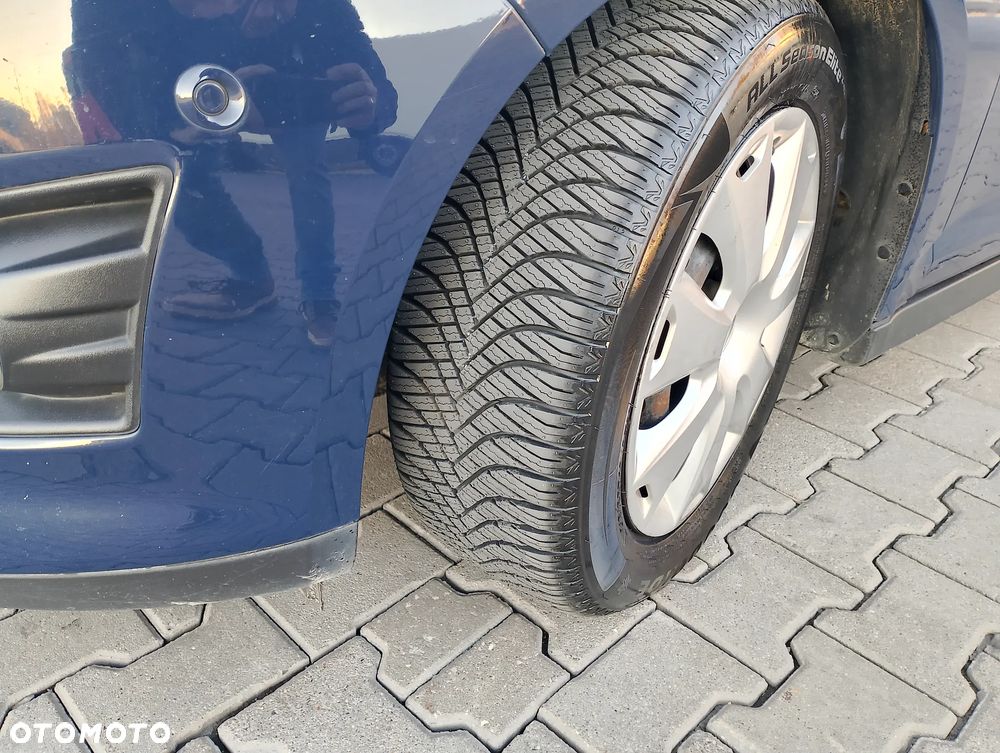 Ford Grand C-MAX - 17