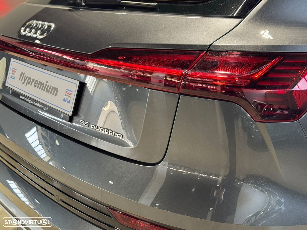 Audi e-tron 55 quattro S line - 11