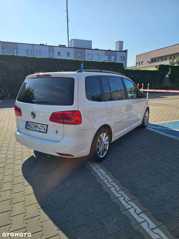 Volkswagen Touran 2.0 TDI DPF DSG STYLE - 8