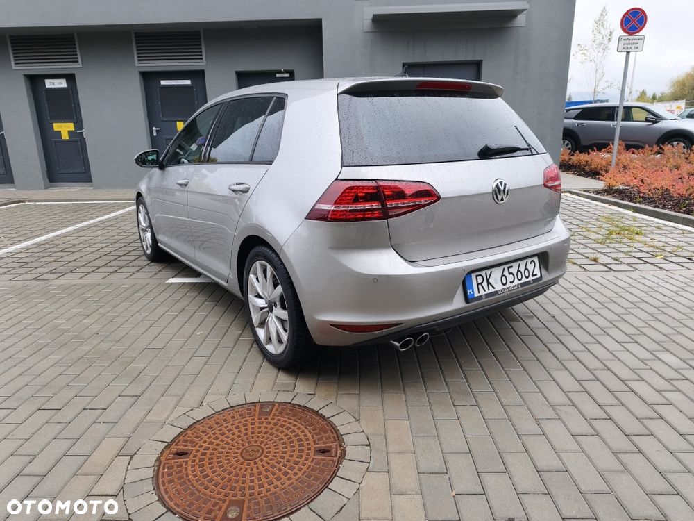 Volkswagen Golf - 3