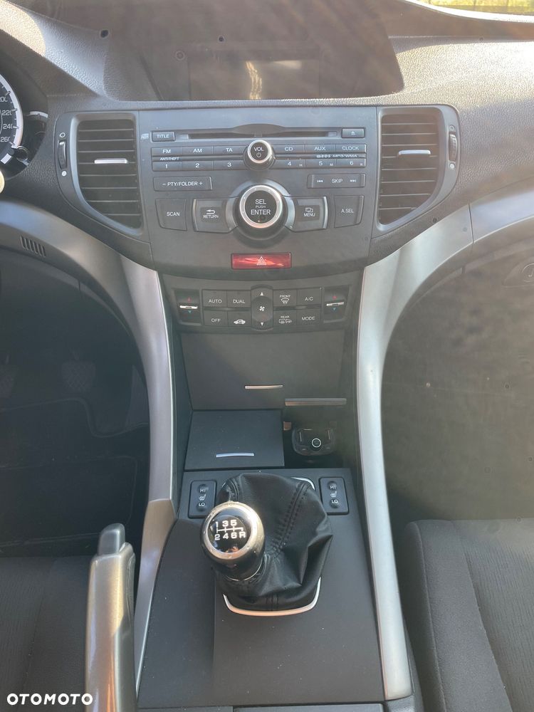 Honda Accord 2.0 Elegance - 10
