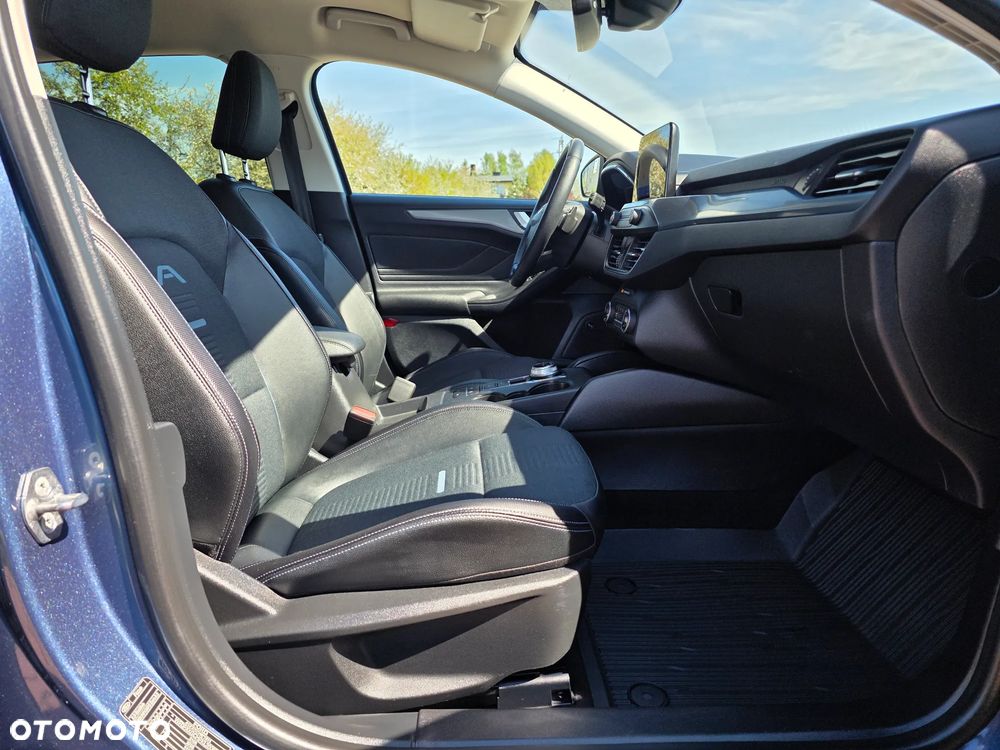 Ford Focus SW 2.0 EcoBlue S&S ACTIVE X - 17