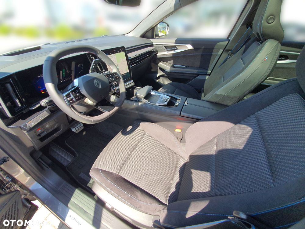 Renault Austral 1.3 TCe mHEV Iconic esprit Alpine - 16