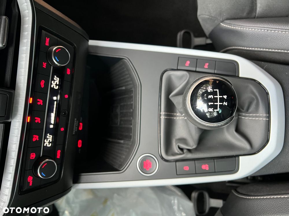 Seat Arona 1.0 Eco TSI XCELLENCE - 13