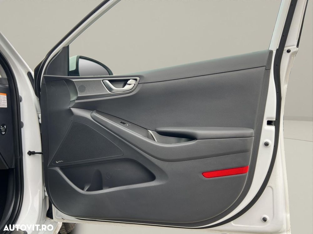 Hyundai IONIQ Trend - 19