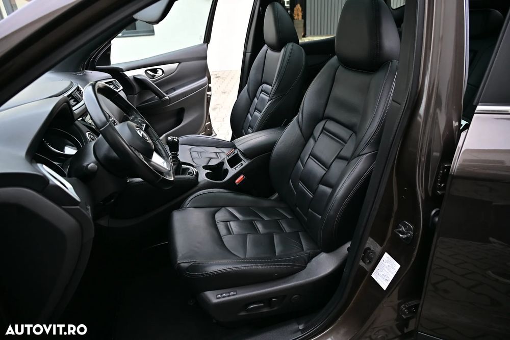 Nissan Qashqai 1.6 DCI TEKNA+ - 15