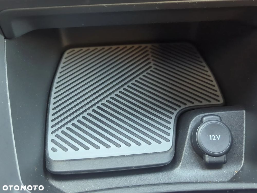 Citroën C4 1.2 PureTech Plus S&S EAT8 - 38