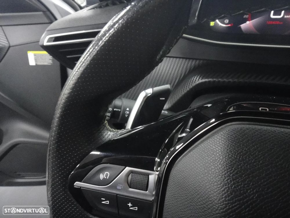 Peugeot 208 PureTech 130 EAT8 GT Pack - 22