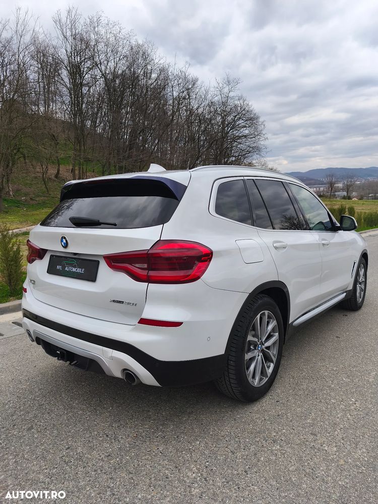 BMW X3 xDrive30i Aut. Luxury Line - 6