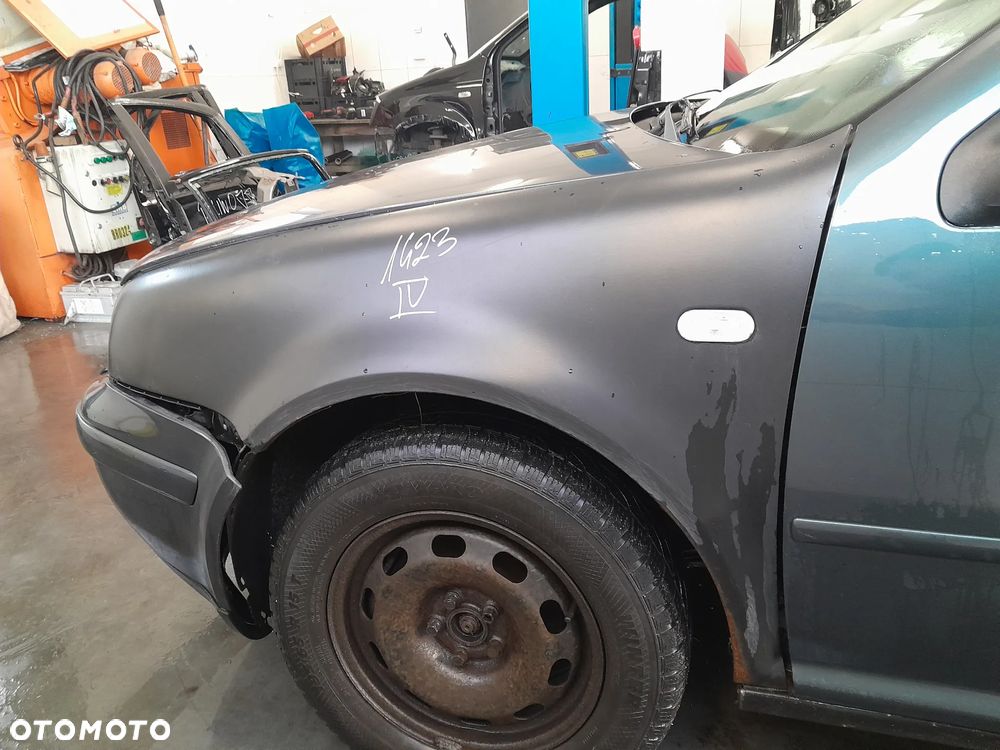 VW GOLF IV BŁOTNIK LEWY PRZEDNI LEWY PRZÓD - 1