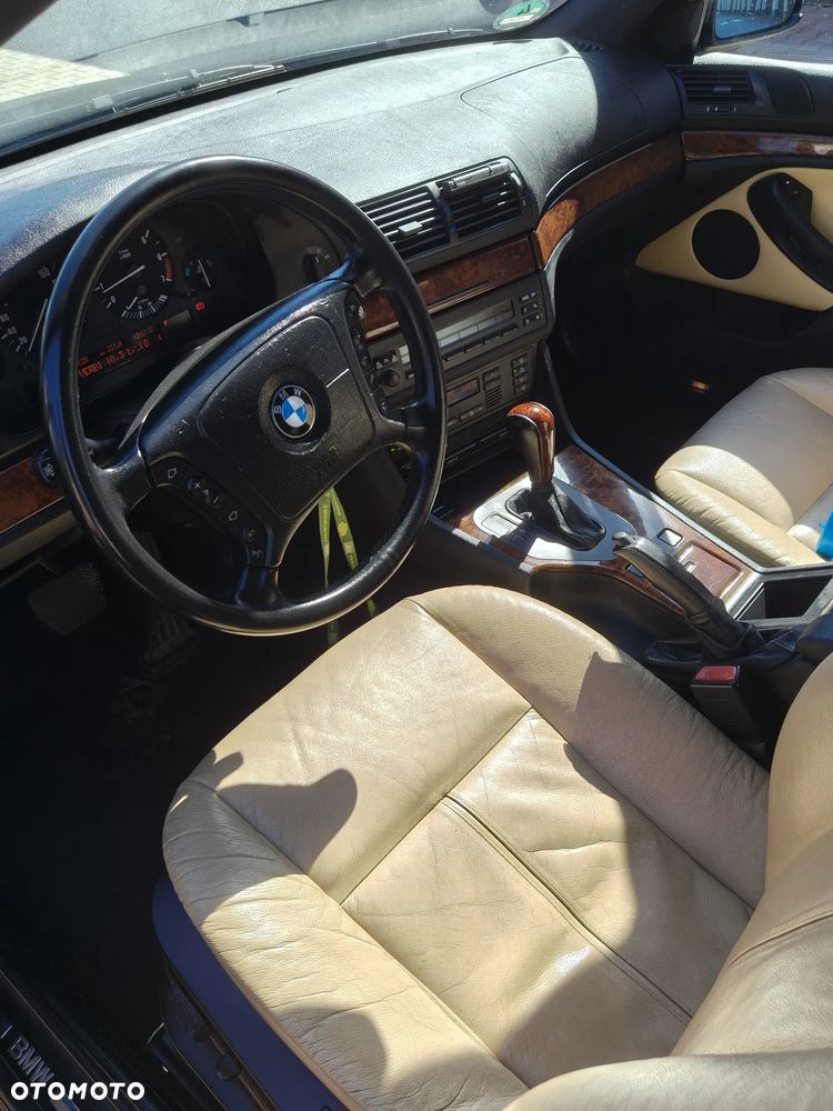 BMW Seria 5 - 22
