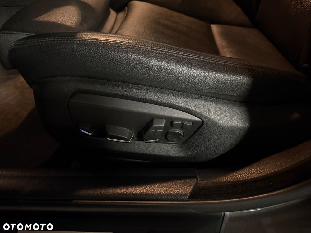 BMW Seria 5 520d Luxury Line - 7