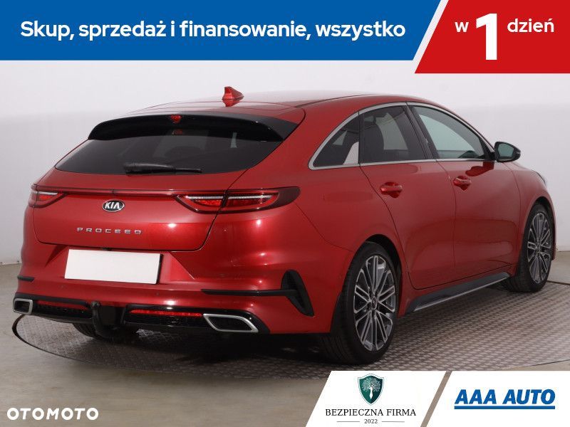 Kia ProCeed - 7