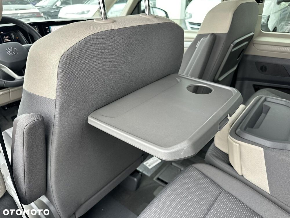 Volkswagen Multivan - 36