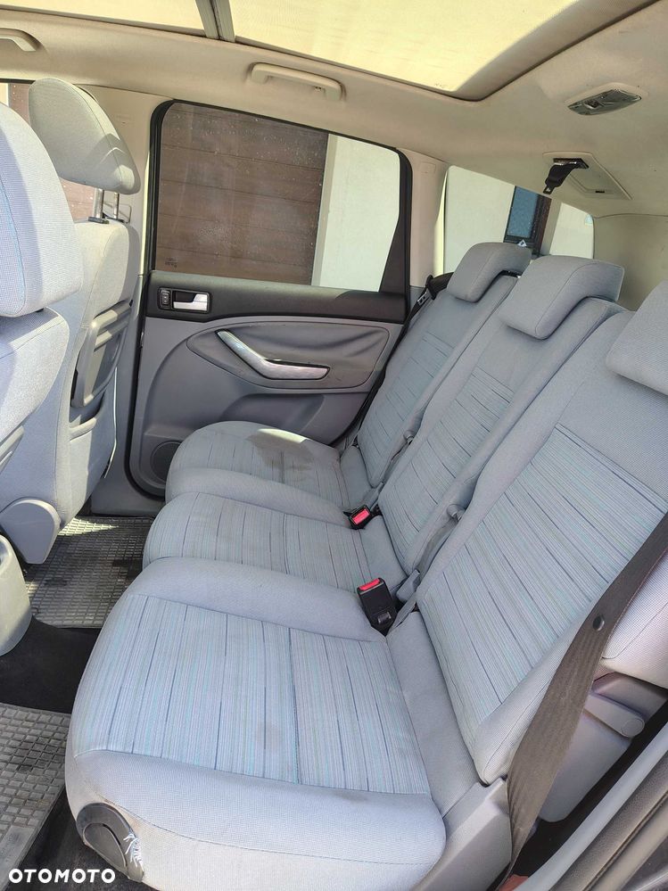 Ford C-MAX - 7