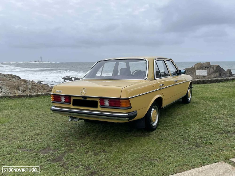 Mercedes-Benz E 200 - 31