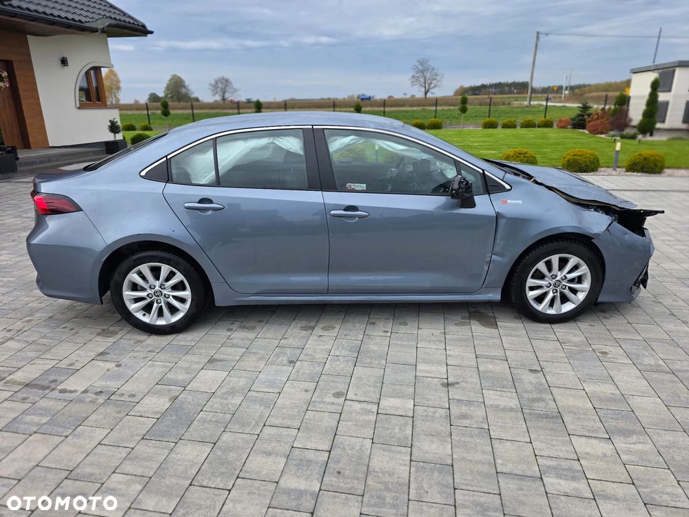 Toyota Corolla - 10