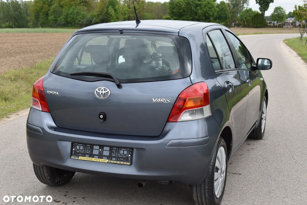 Toyota Yaris 1.33 VVT-i Life - 8