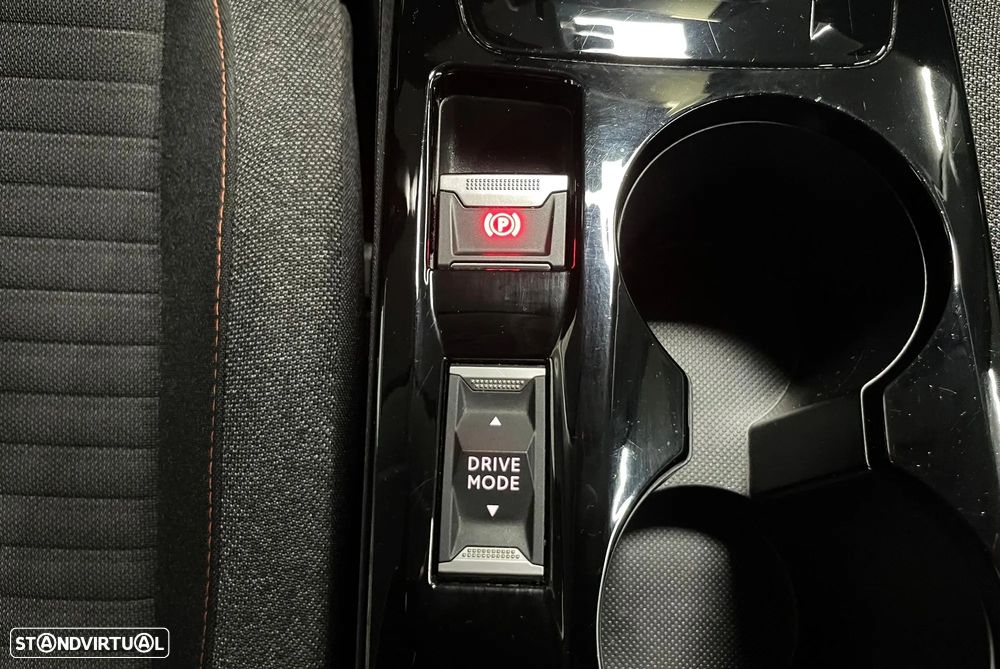 Peugeot e-208 50 kWh Active Pack - 49