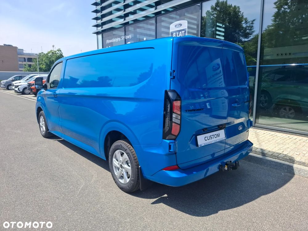 Ford Transit Custom VAN Limited AWD - 11