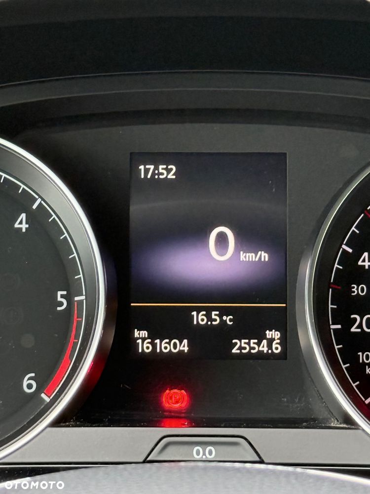 Volkswagen Golf - 9
