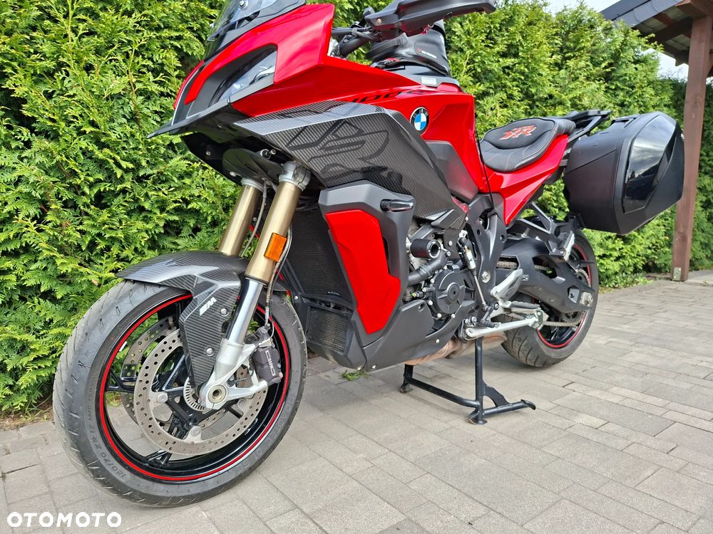 BMW XR - 1