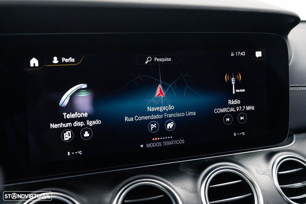 Mercedes-Benz E 300 de 9G-TRONIC AMG Line - 33