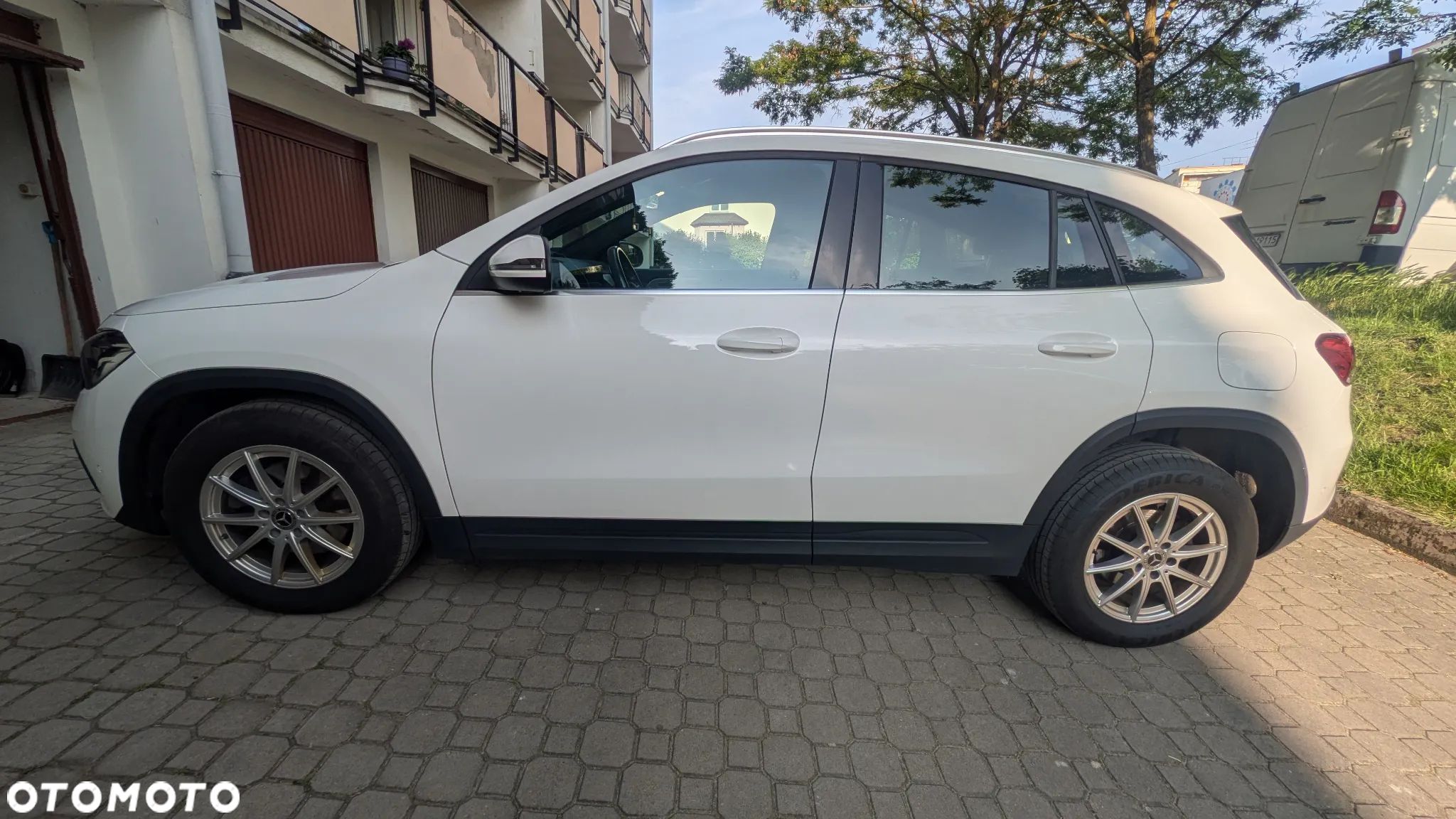 Mercedes-Benz GLA 200 - 1