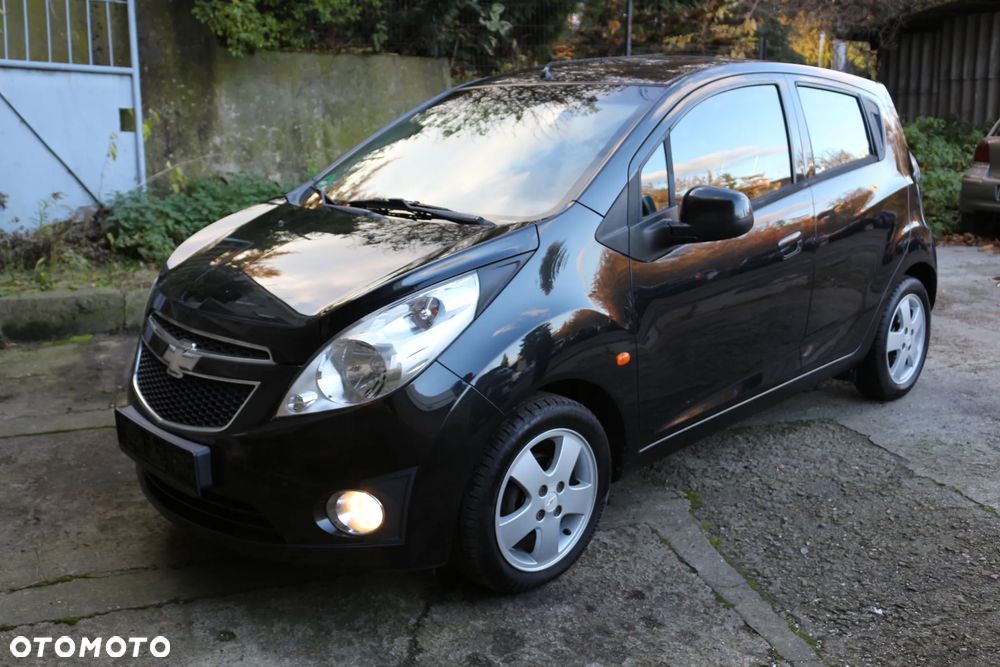Chevrolet Spark 1.0 Premium - 16