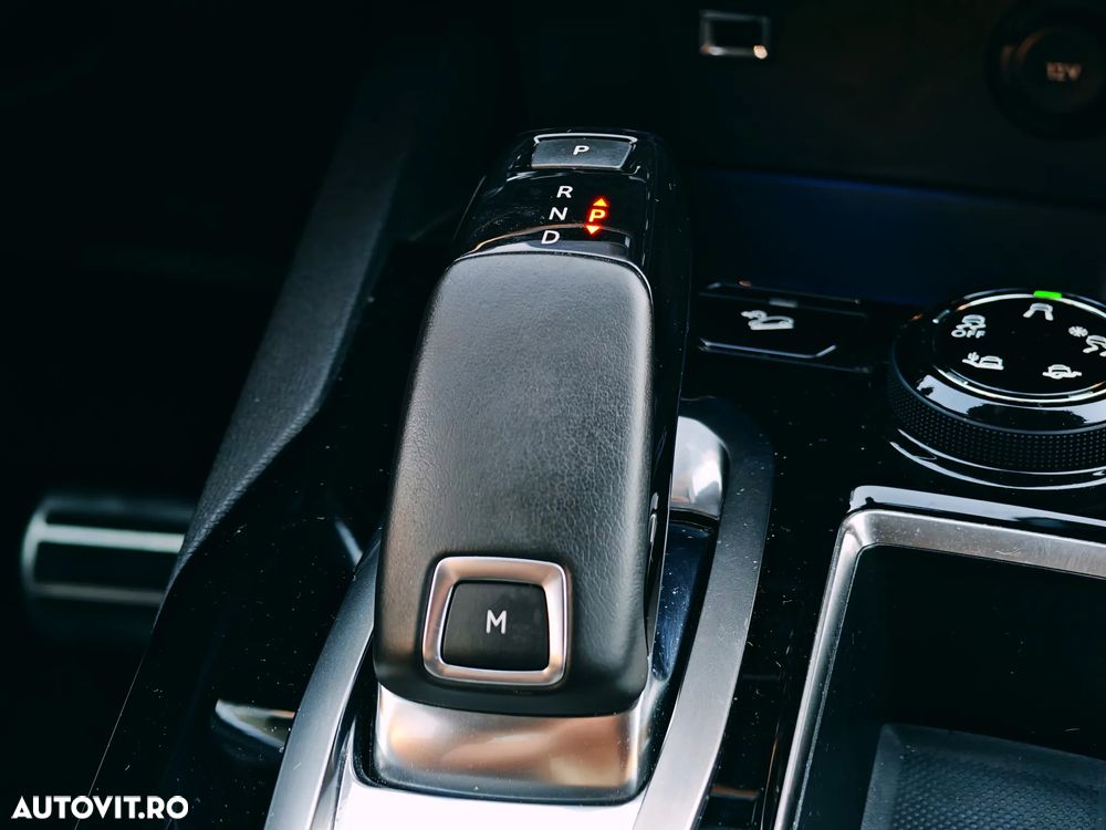 Peugeot 3008 PureTech 130 Stop & Start GPF EAT8 Crossway - 27