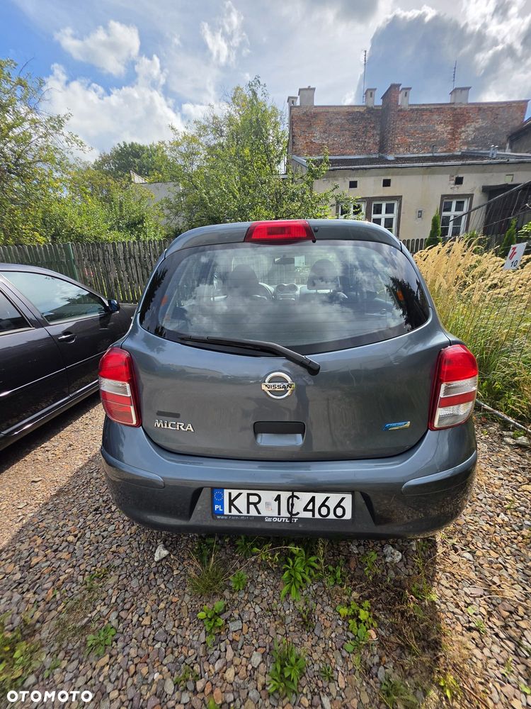 Nissan Micra - 1