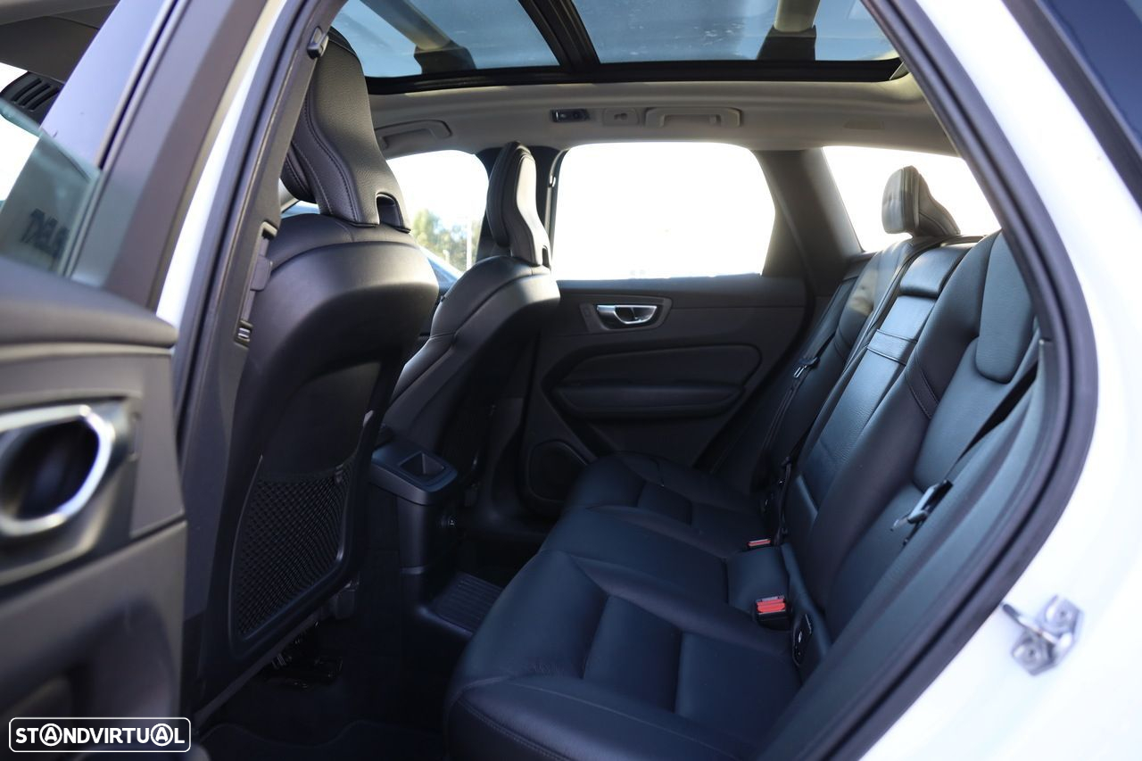 Volvo XC 60 2.0 T8 PHEV Inscription AWD - 10