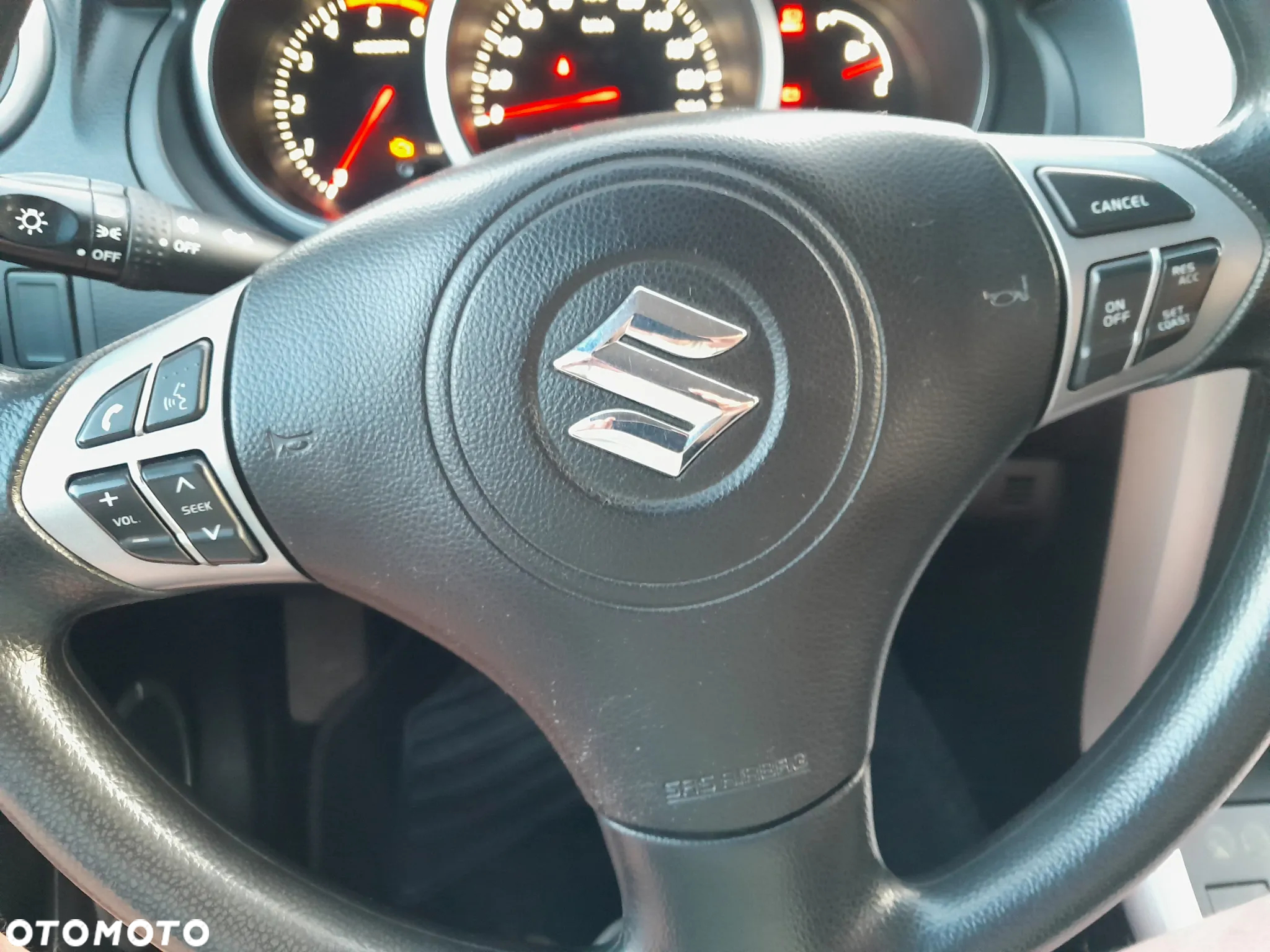 Suzuki Grand Vitara 1.9 DDiS Comfort - 18